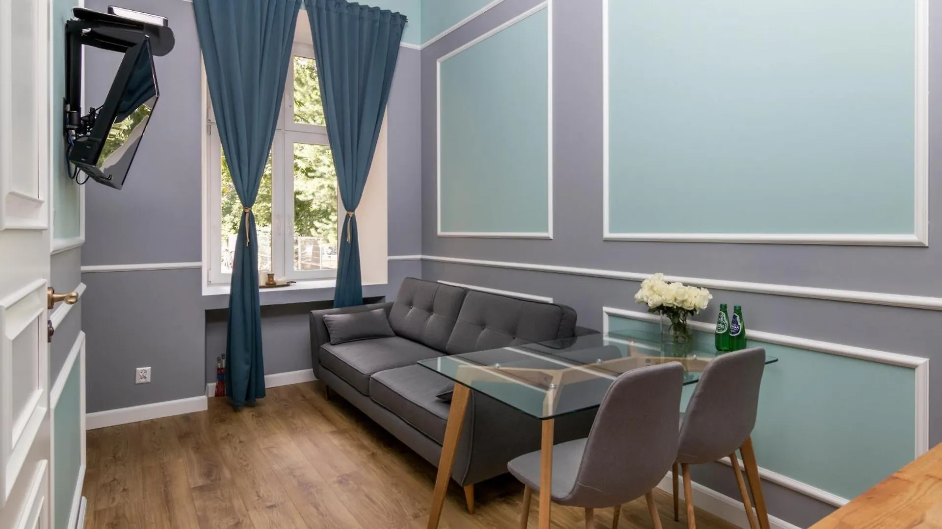 Beautiful Apartment For 4 People In Cracow By Noclegi Renters Kraków