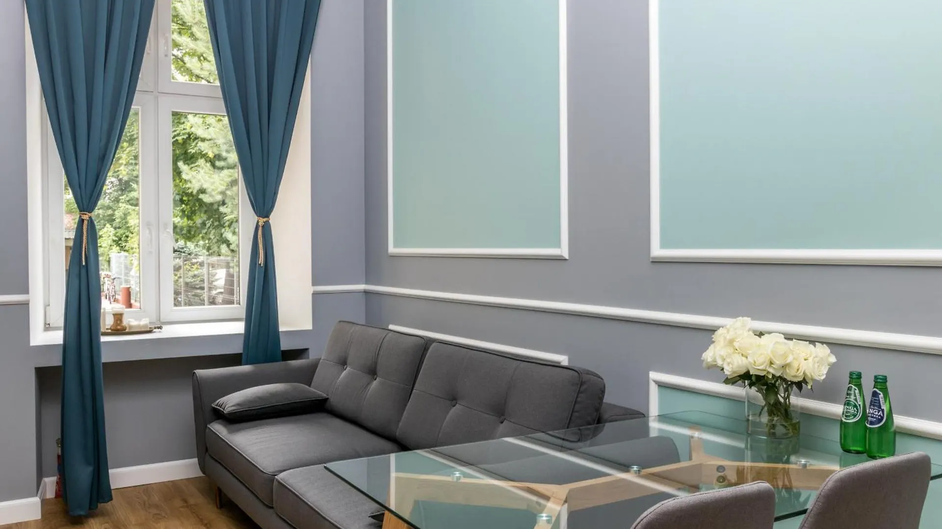Beautiful Apartment For 4 People In Cracow By Noclegi Renters Krakow 0*,