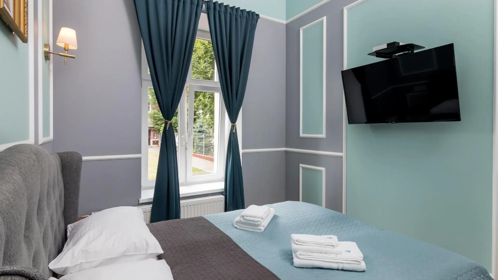 Beautiful Apartment For 4 People In Cracow By Noclegi Renters Krakow 0*,  Poland