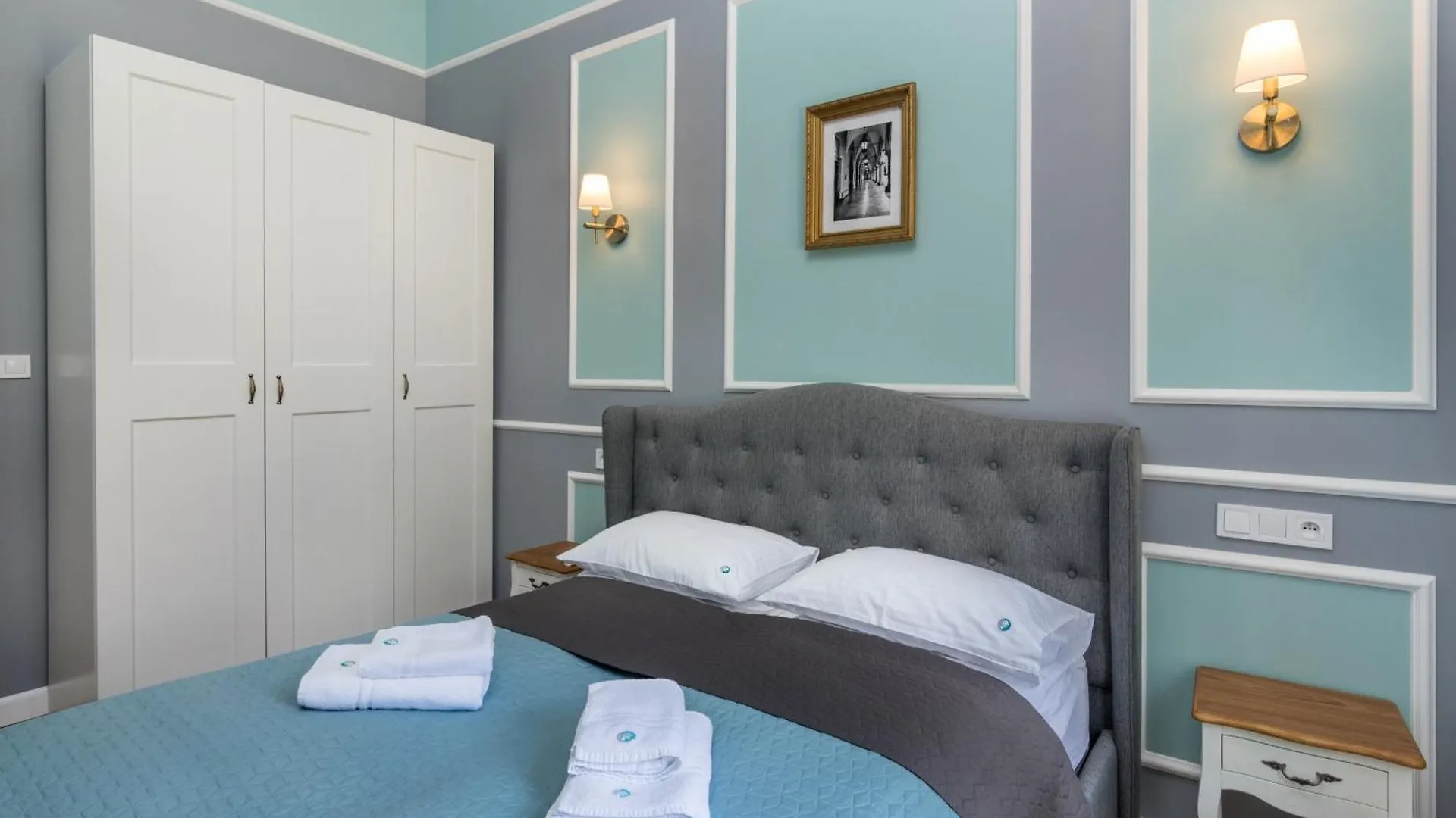 Beautiful Apartment For 4 People In Cracow By Noclegi Renters Krakow Poland